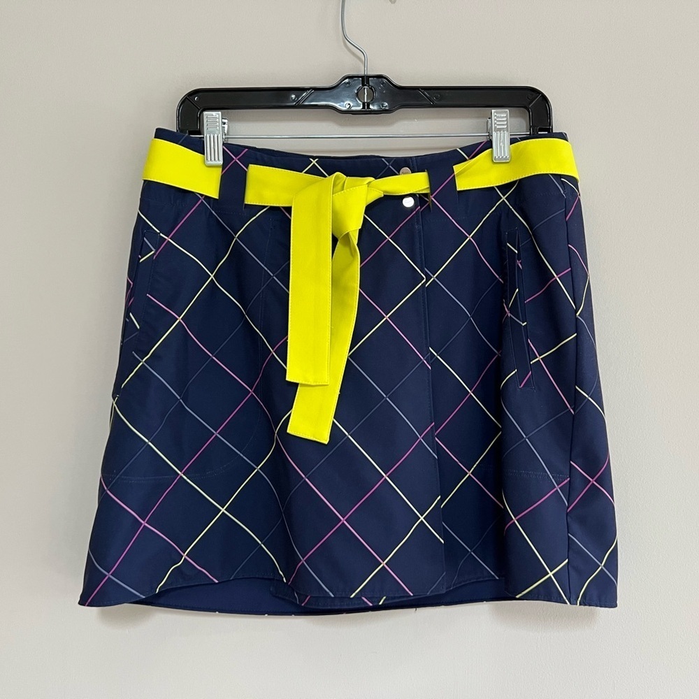 Nike Golf Tour Performance 2-in-1 Convertible Skort in Navy/Yellow, size 6